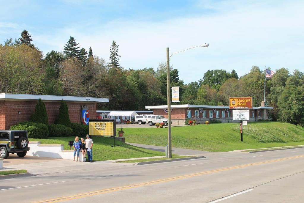 Budget Host Crestview Inn Sault Ste. Marie Exterior photo