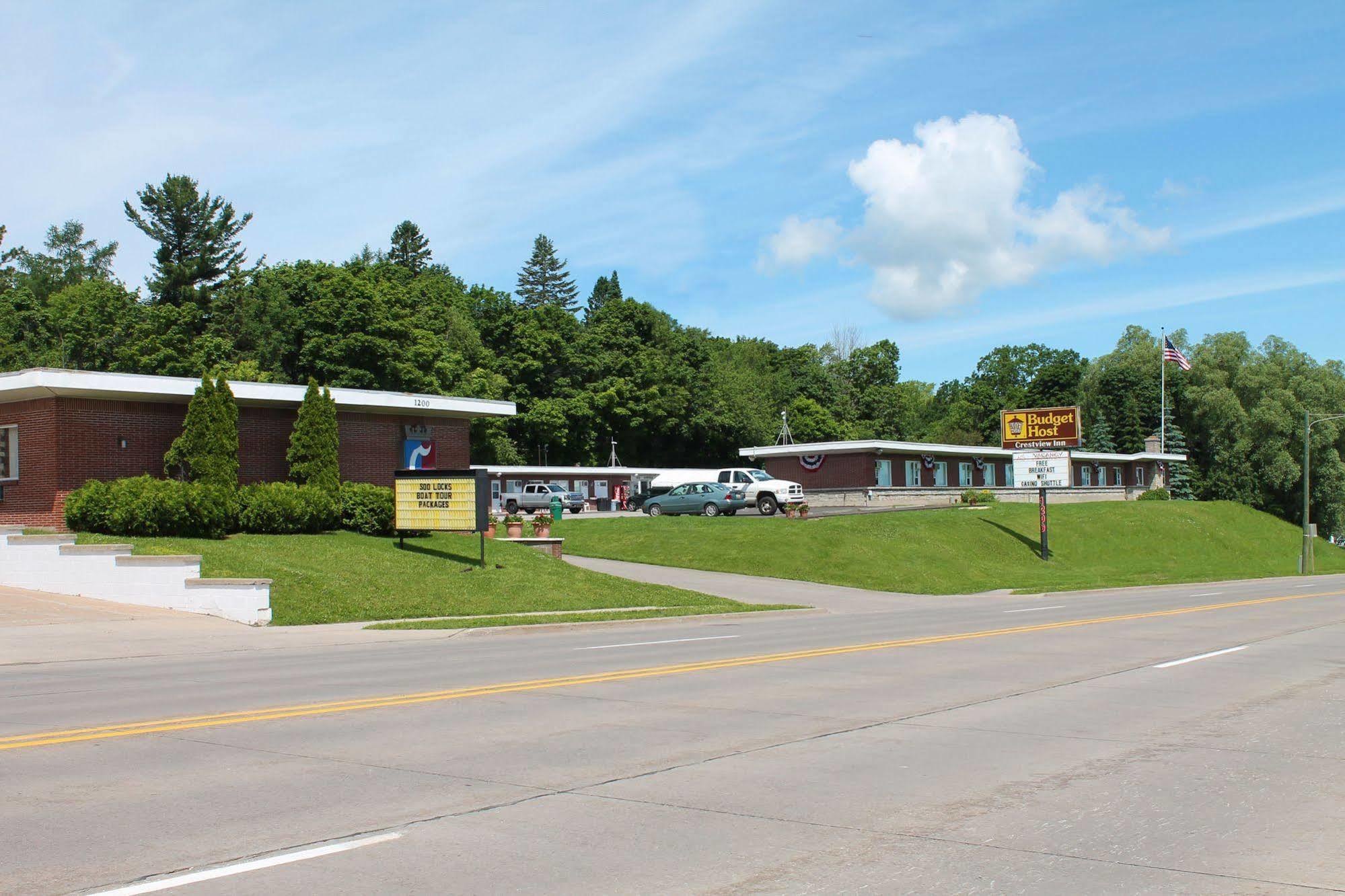 Budget Host Crestview Inn Sault Ste. Marie Exterior photo